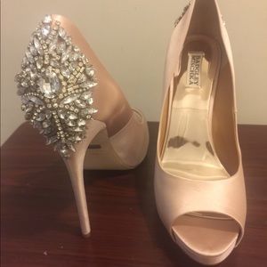 Badgley Mischka open toe heels